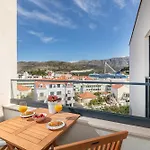 Three Musketeers Apartments Deluxe